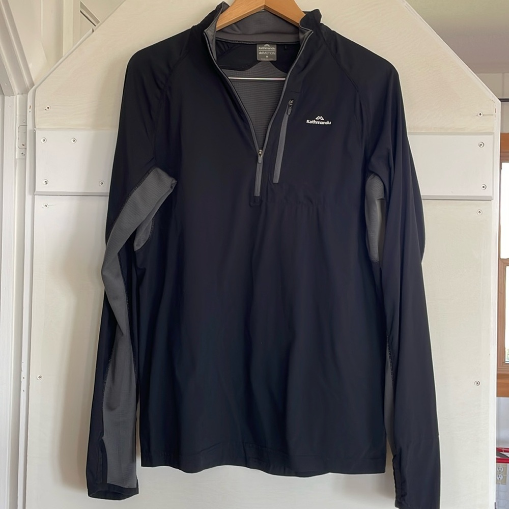 Kathmandu men’s quarter zip, szM